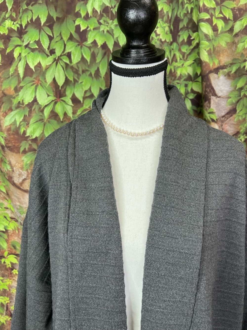 VINTAGE KANAE Luxury Minimalist OversizedTextured Gray Wool Cardigan, M - Picture 4 of 10